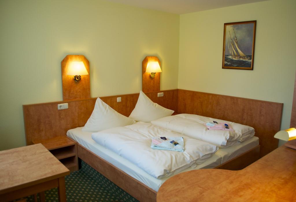 Gasthof & Pension Zum Himmel Rubenow Bilik gambar