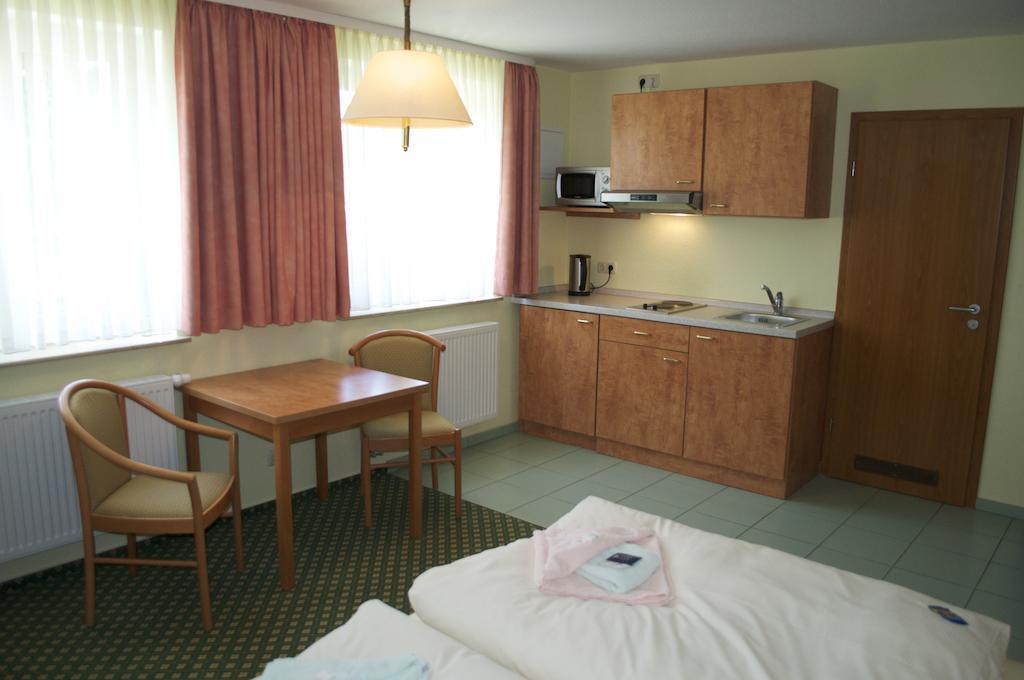 Gasthof & Pension Zum Himmel Rubenow Bilik gambar